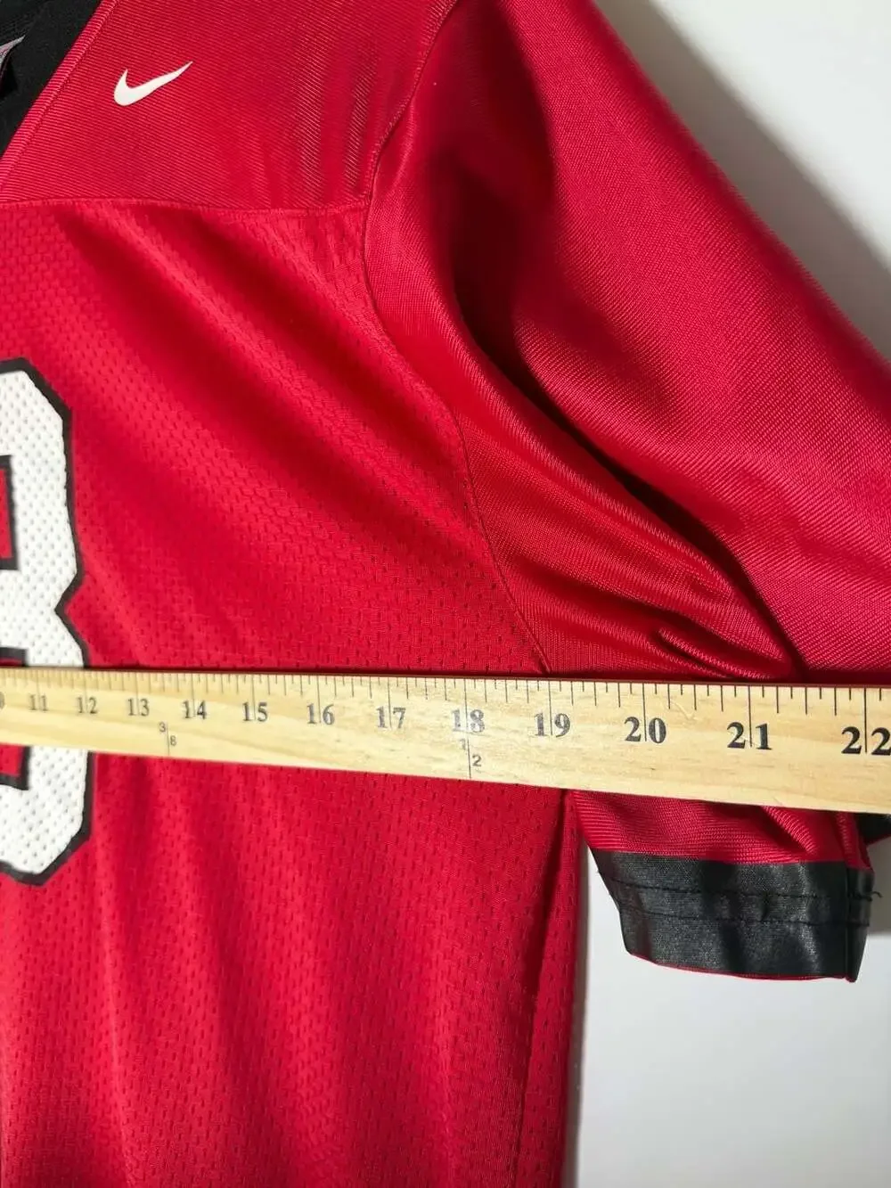 Nike Team Authentic Georgia Bulldogs #8 Football Jersey Size L
